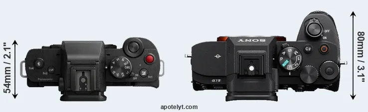 Compare G110 versus A7 IV top